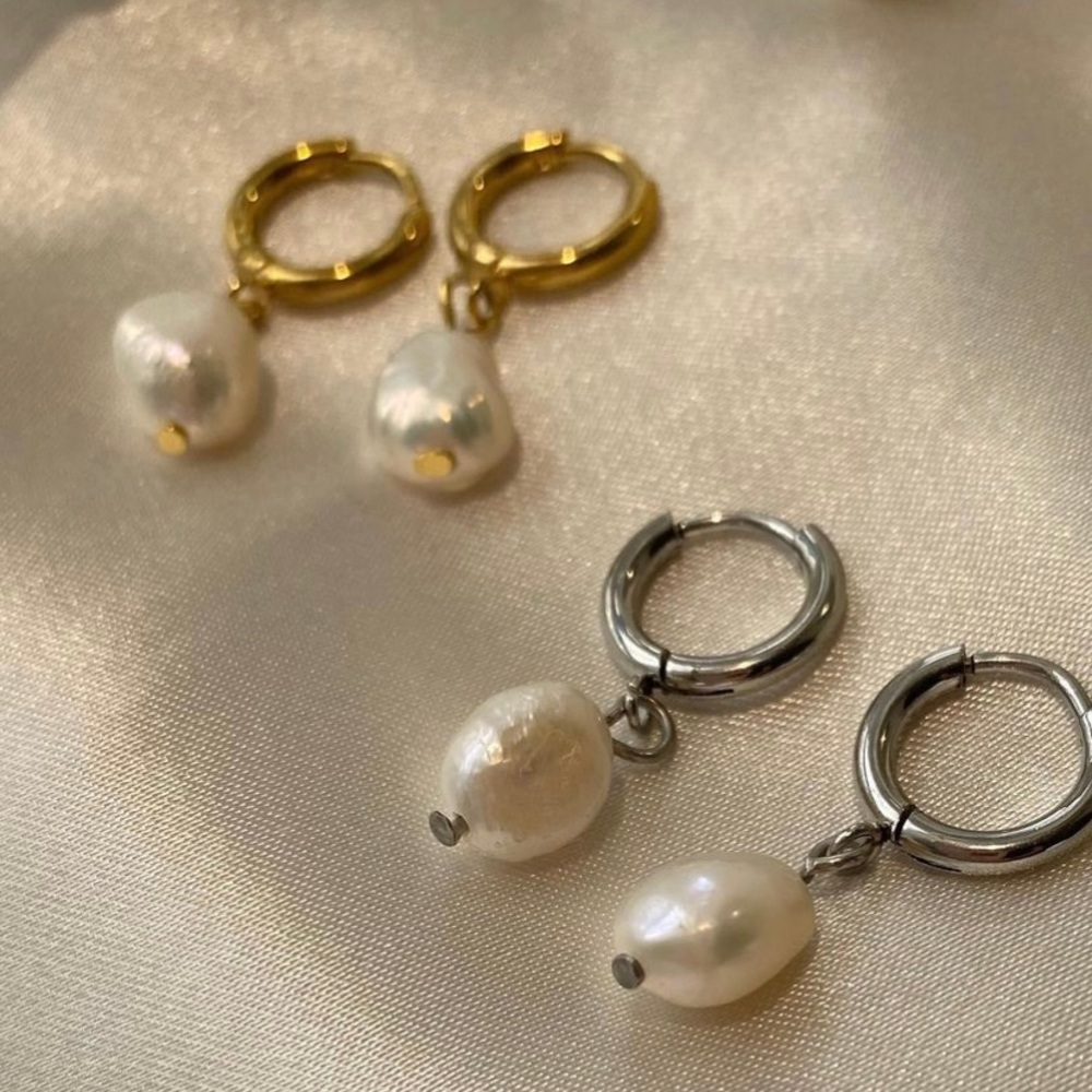 Minimalist earrings